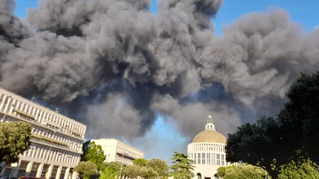 Incendio a Roma