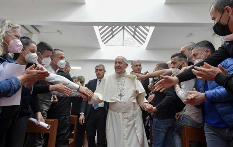papa a civitavecchia